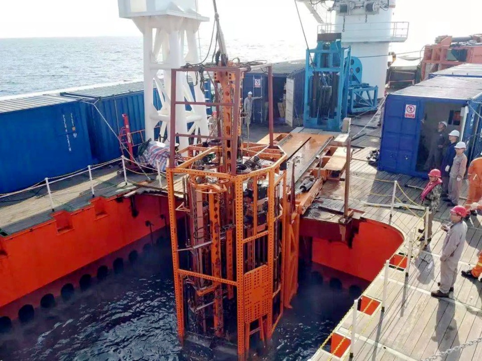 China's Hainiu II deep-water drilling machine performs a trial drilling. (Photo/Hunan University of Science and Technology) China's Hainiu II deep-water drilling machine performs a trial drilling. (Photo/Hunan University of Science and Technology)