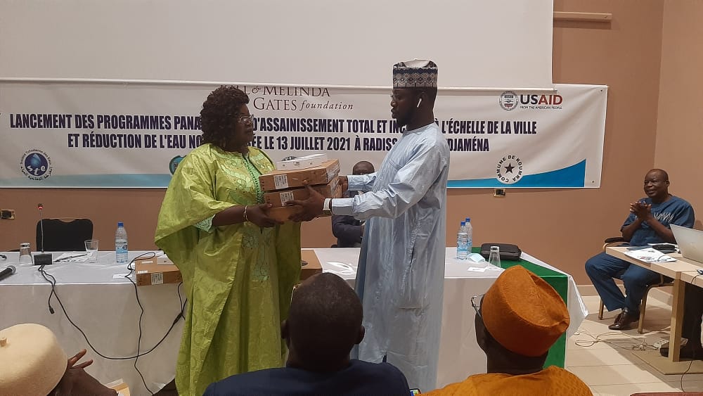 Tchad : des programmes d'assainissement total et inclusif lancés pour 4 villes Tchad : des programmes d'assainissement total et inclusif lancés pour 4 villes