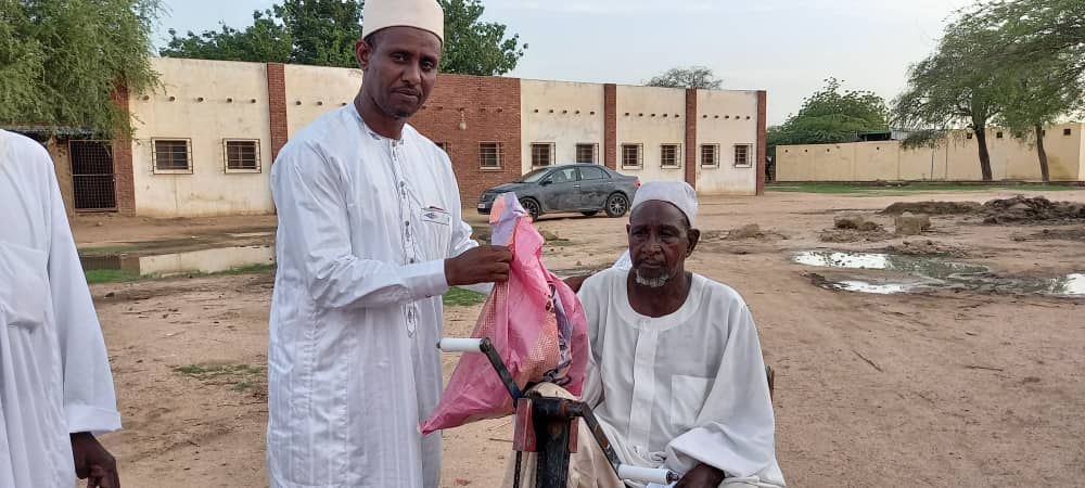 Tchad : distribution de viande aux vulnérables d'Abéché pour la Tabaski