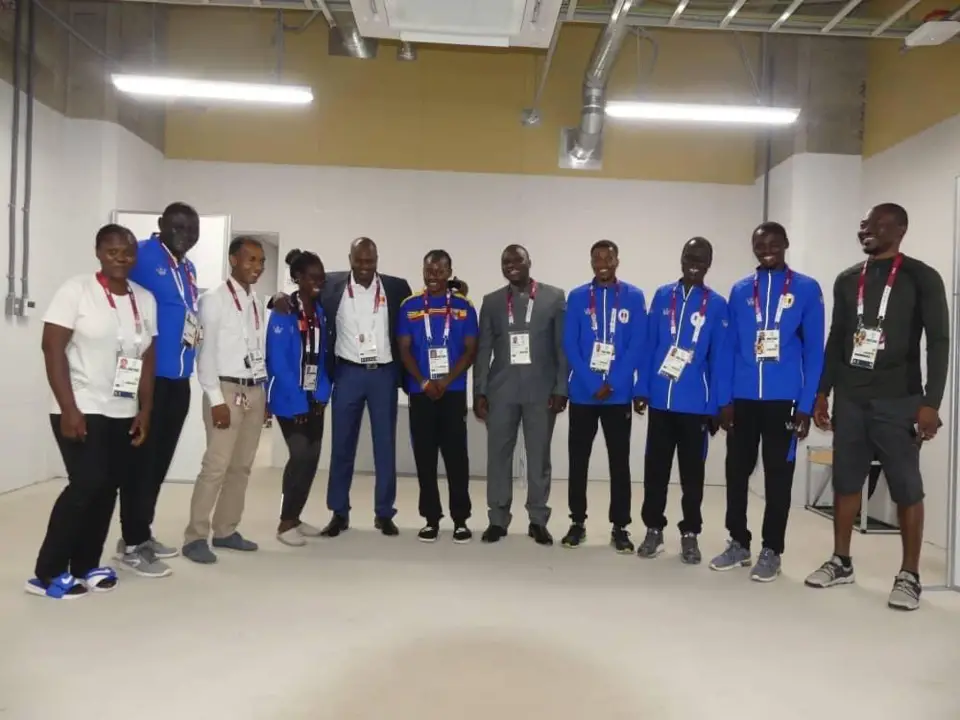 Jeux olympiques : le ministre des Sports rencontre les athlètes tchadiens à Tokyo. © Ministère Sports