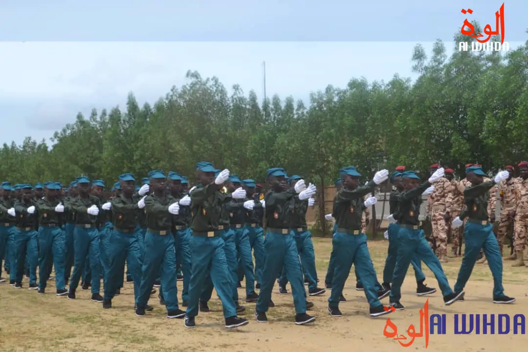 القائد العام للقوات المسلحة التشادية يترأس حفل نهاية العام لمدرسة براعم الجيش