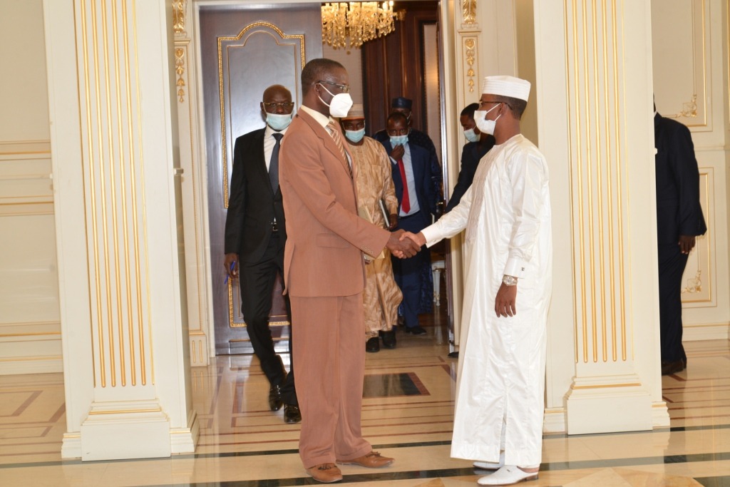 Tchad : le président du CMT a reçu le secrétaire exécutif de l’APEAA