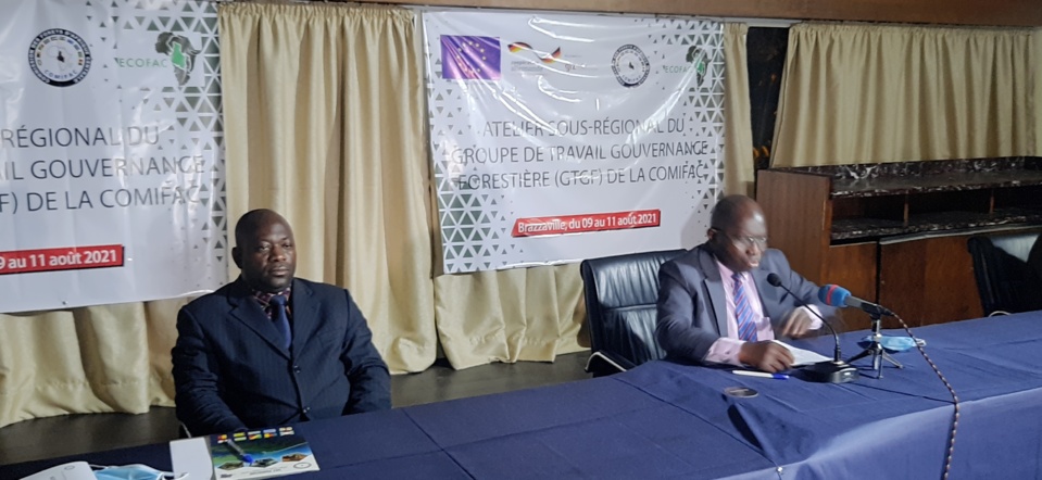 Le DG Joseph Moumbouilou, clôturant les travaux.