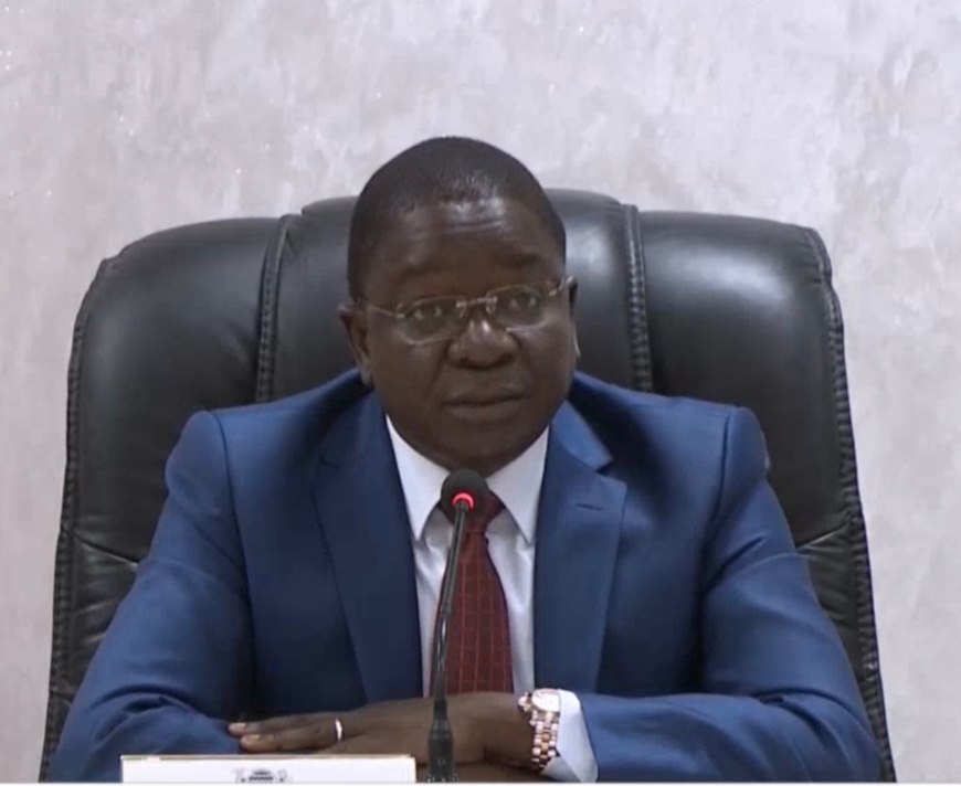 Pahimi Padacké Albert : "Le gouvernement ne veut exclure aucun tchadien" Pahimi Padacké Albert : "Le gouvernement ne veut exclure aucun tchadien"