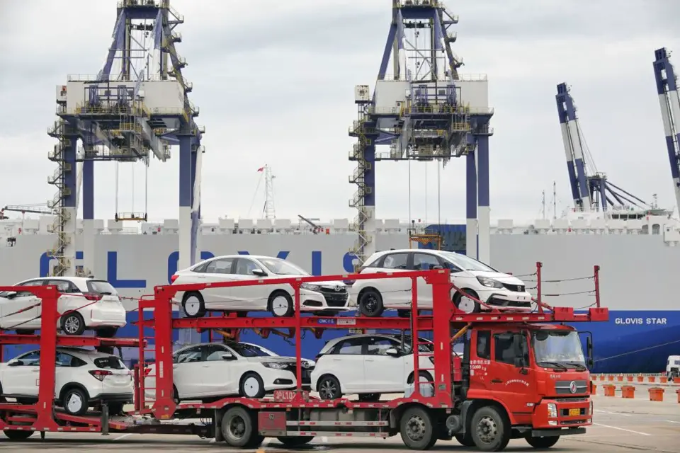 Automobiles get ready to be shipped overseas at Yantai port, east China’s Shandong province, July 13, 2021. (Photo by Tang Ke/People’s Daily Online)