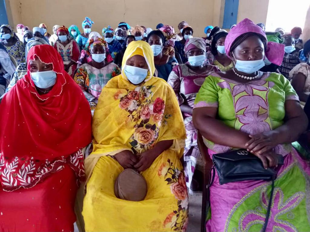 Tchad : les femmes rurales sensibilisées sur le processus électoral et l'engagement civique à Abéché Tchad : les femmes rurales sensibilisées sur le processus électoral et l'engagement civique à Abéché