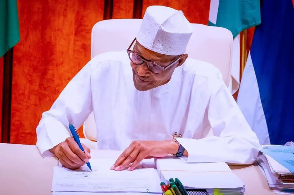 Nigéria : le président Buhari met fin aux fonctions de deux ministres
