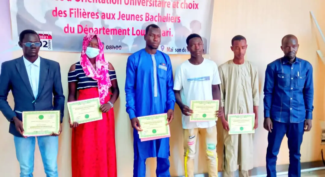 Tchad : l'AJDLC oriente les nouveaux bacheliers du département de Loug-Chari