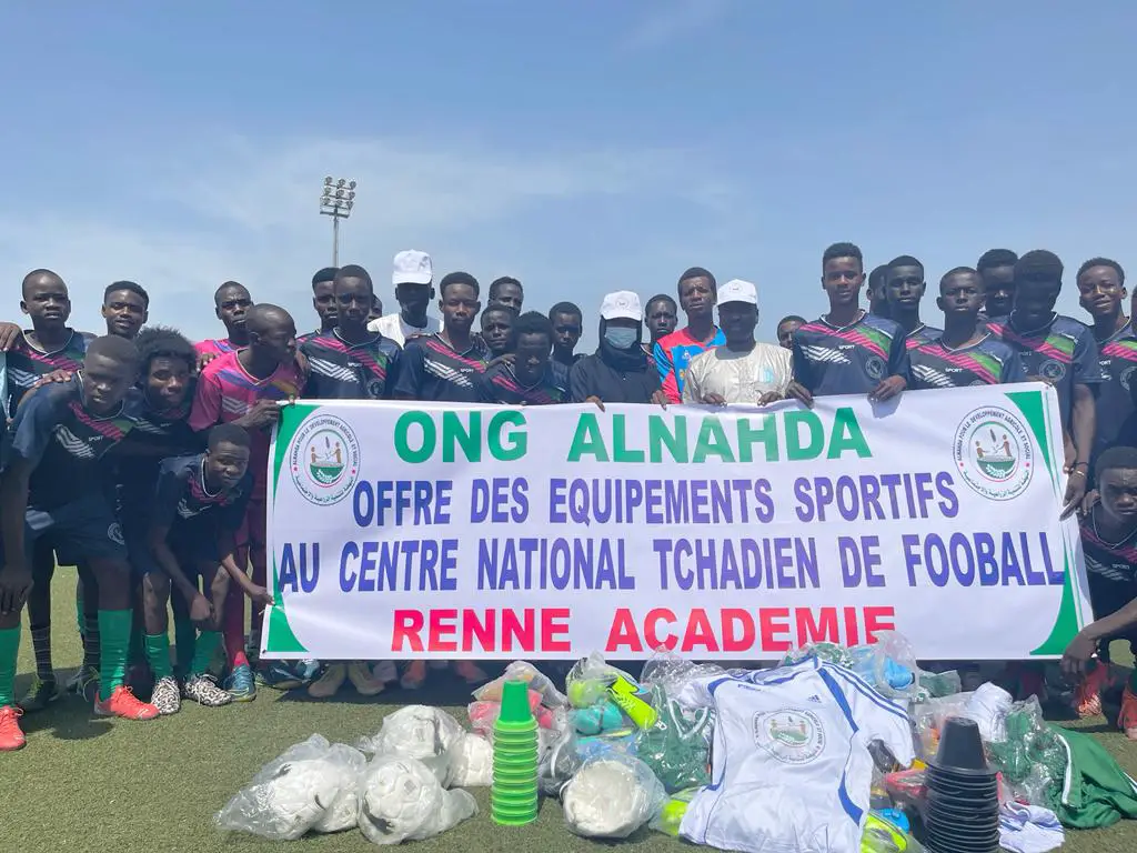 Tchad : Al Nahda offre des équipements à un centre de football de la capitale
