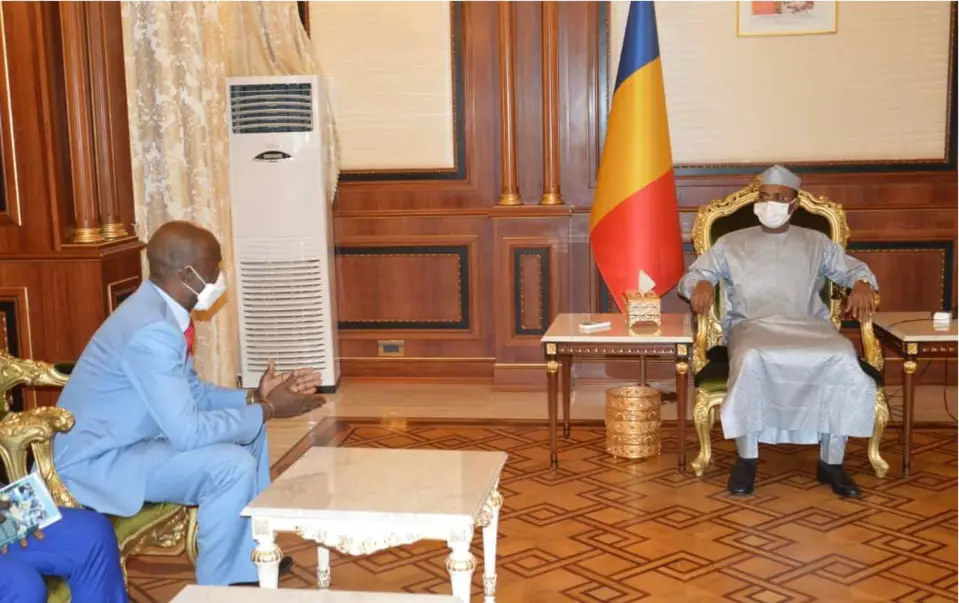 Tchad : l'ambassadeur de Guinée équatoriale reçu à la Présidence