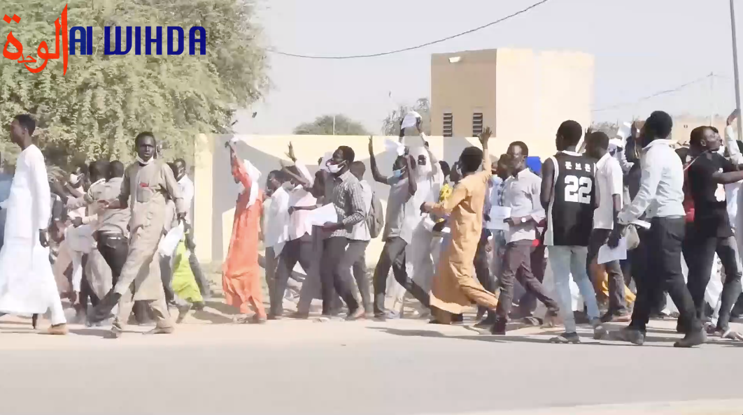 Tchad : manifestation estudiantine à Abéché, "l'avenir n'est pas négociable" Tchad : manifestation estudiantine à Abéché, "l'avenir n'est pas négociable"
