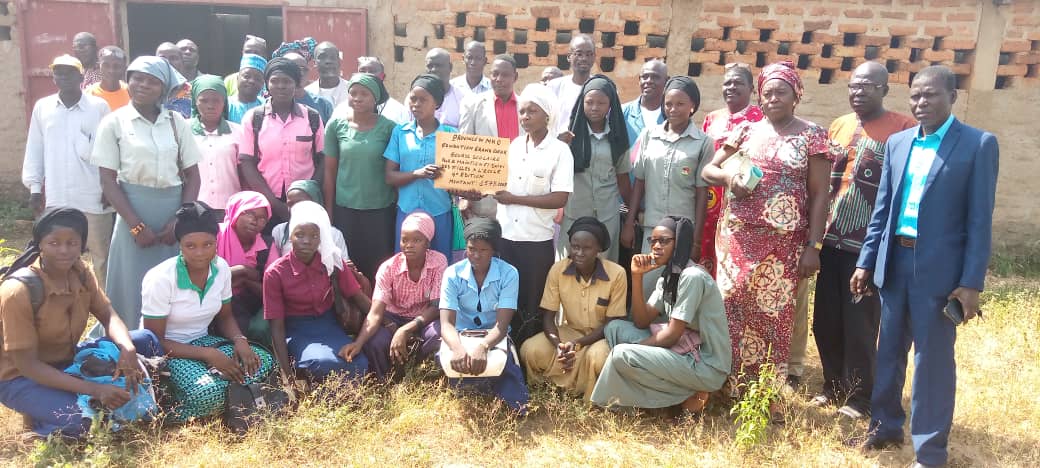 Tchad : la FGC remet des bourses scolaires aux meilleures filles du Mayo Kebbi Ouest Tchad : la FGC remet des bourses scolaires aux meilleures filles du Mayo Kebbi Ouest