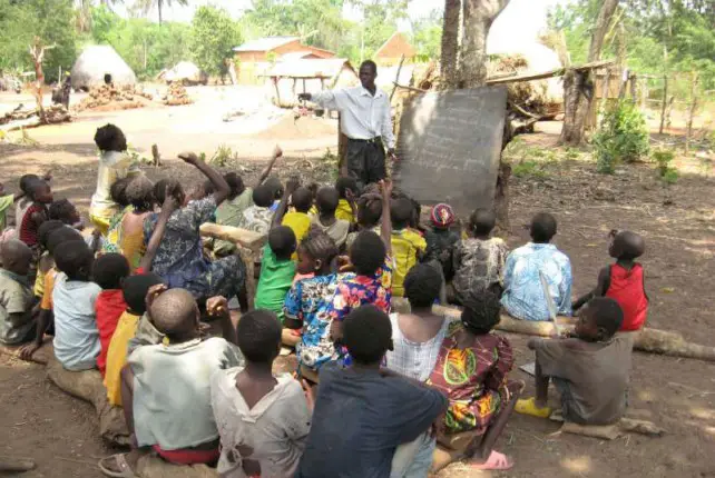 Une classe en Centrafrique. Crédit photo : Sources