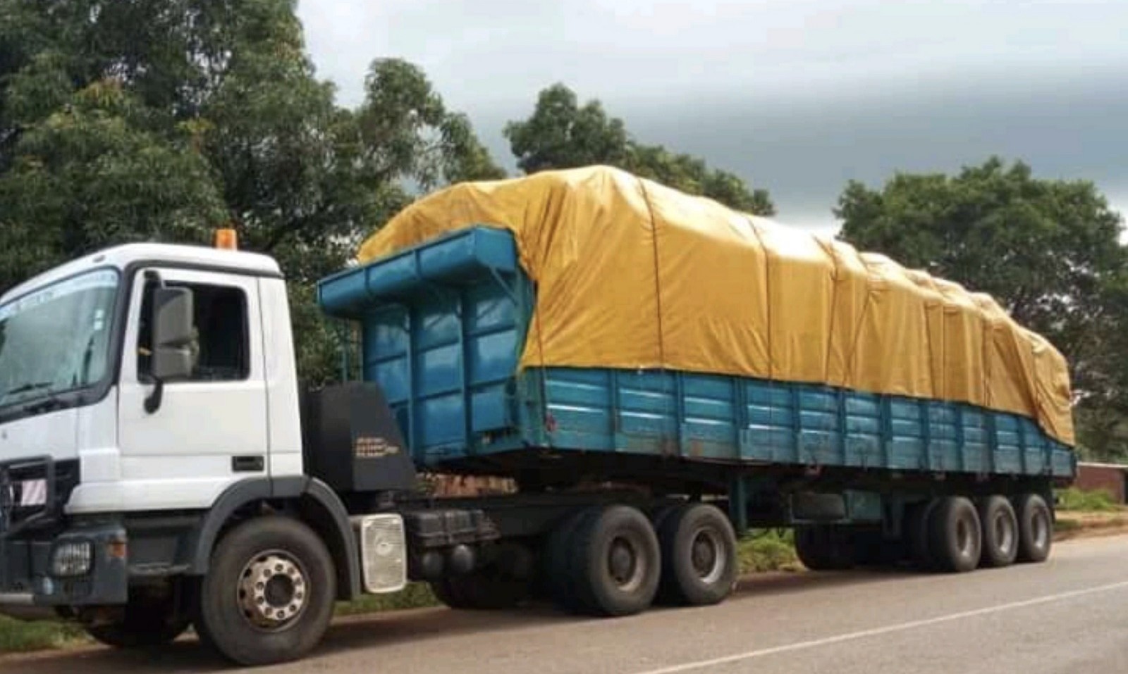 Tchad : le maire de Ndjamena interdit la circulation des gros porteurs en journée Tchad : le maire de Ndjamena interdit la circulation des gros porteurs en journée