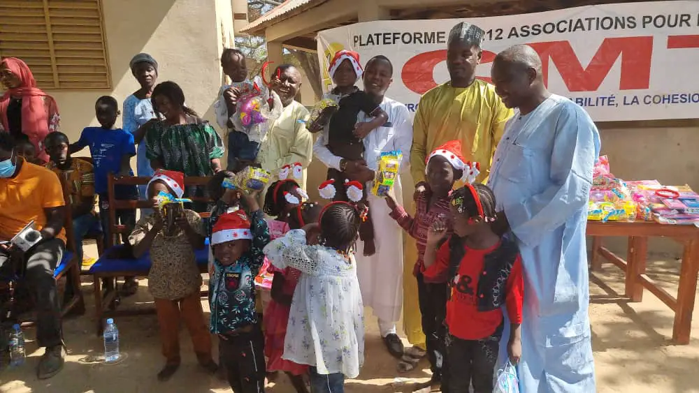 Tchad : la Plateforme des 212 associations donne la joie aux enfants pour Noël