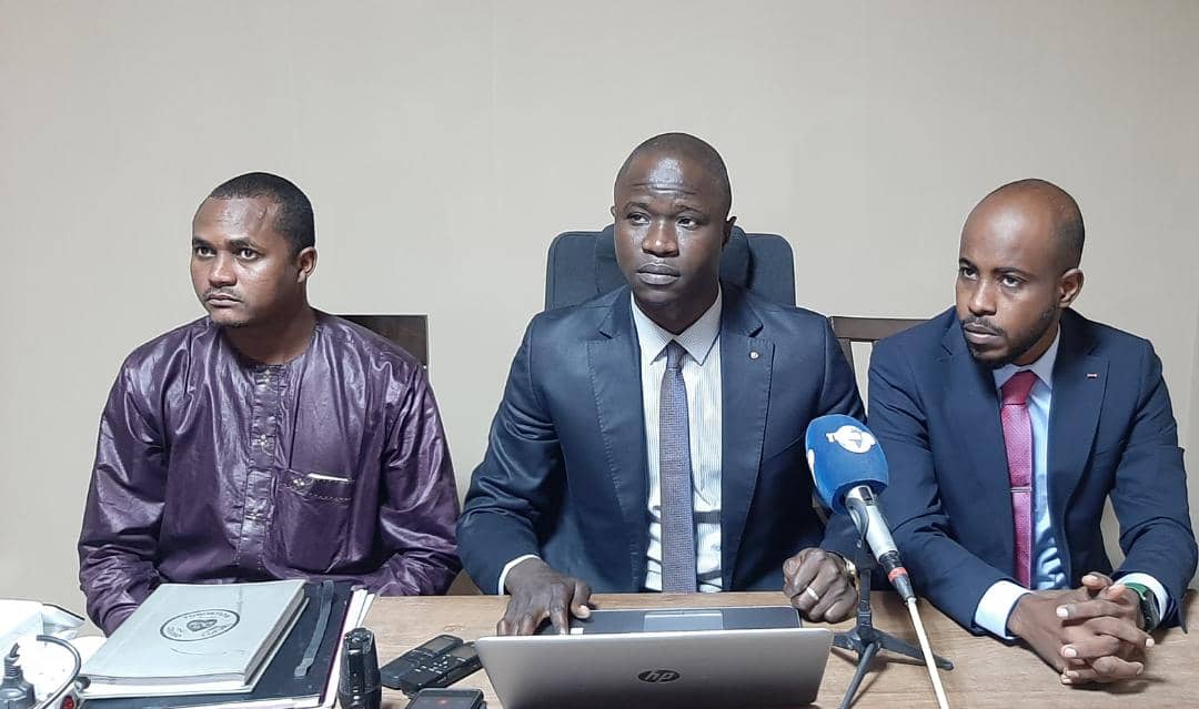 Tchad : le ministre de la jeunesse a reçu le président du CNJT suite à l'agression Tchad : le ministre de la jeunesse a reçu le président du CNJT suite à l'agression