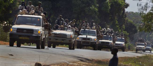 Des pick-up de l'armée tchadienne. Crédit photo : © Sipa / Sipa