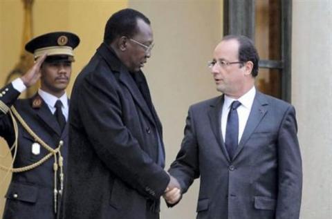 Le Président tchadien Idriss Déby (gauche) et son homologue français François Hollande (droite) à l'Elysée. Crédit photo : Elysée.fr