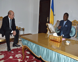 Le ministre français de la Défense a été reçu hier soir par le Président de la République Idriss Déby. Crédit photo : Présidence Tchad