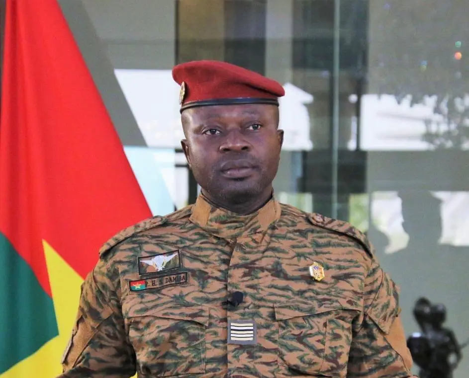 Burkina Faso : le chef de la junte déterminé à faire face au terrorisme