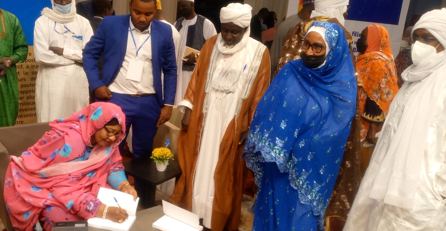 Mariam Mahamat Nour présente ses mémoires : "Aljawahara, une fille du Sahel tchadien"