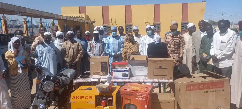 Tchad : remise des matériels de travail aux membres du CLSPD à Abéché
