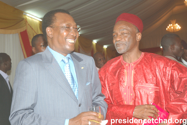 Le chef de l'Etat Idriss Déby et l'opposant Saleh Kebzabo.