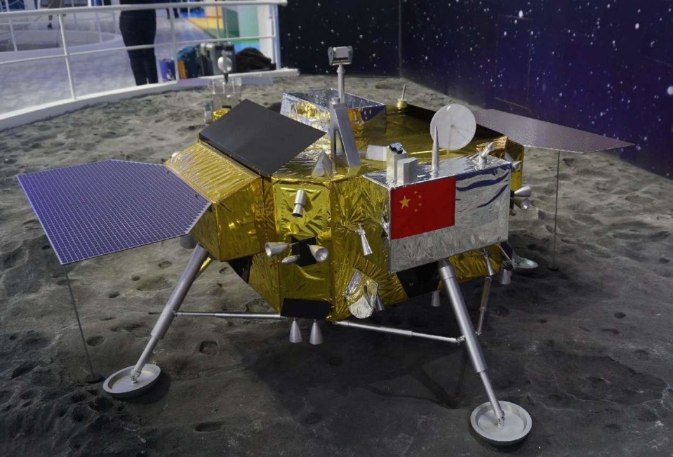 A model of Chang'e-4 spacecraft. (Photo by Long Wei/People's Daily Online) A model of Chang'e-4 spacecraft. (Photo by Long Wei/People's Daily Online)