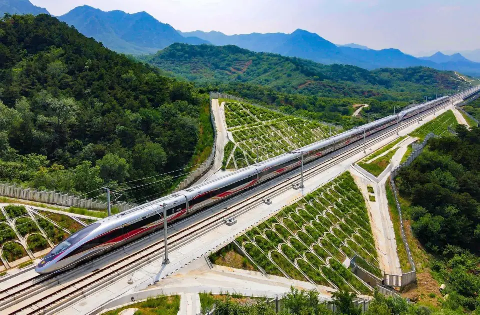 An intelligent Fuxing bullet train is running along the Beijing-Harbin high-speed railway, July 10, 2021. (Photo by Sun Lijun/People’s Daily Online)