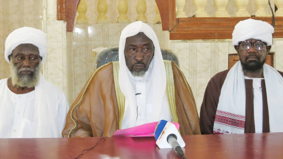 جماعة أنصار السنة المحمدية تصف المعتدين على أتباعها في مدينة أدري بالإرهابيين جماعة أنصار السنة المحمدية تصف المعتدين على أتباعها في مدينة أدري بالإرهابيين