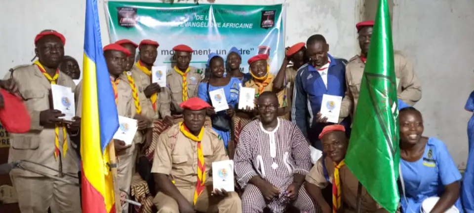 Tchad : le livre historique de la Jeunesse évangélique africaine dédicacé à Sarh