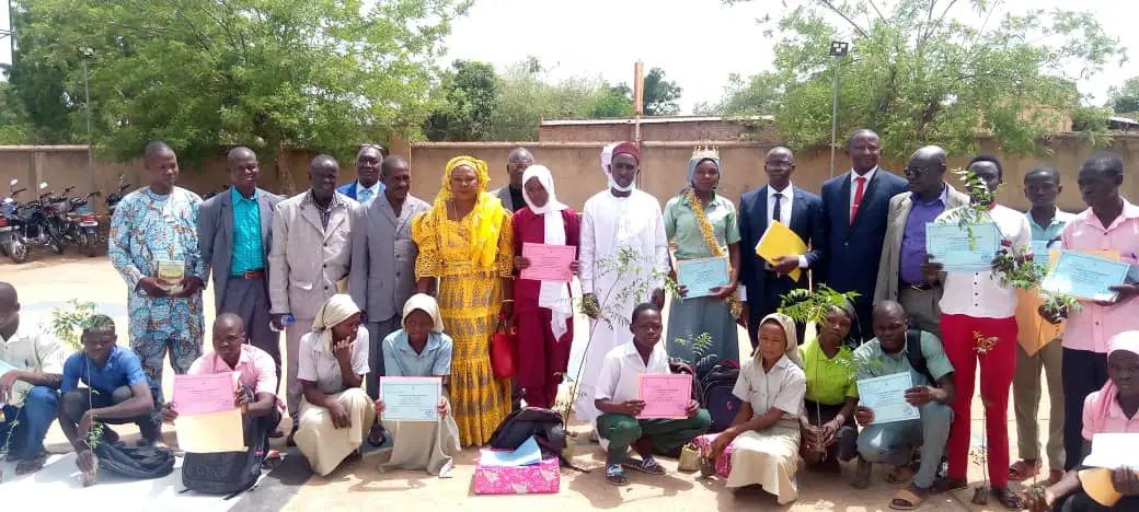 Tchad : les meilleurs élèves primés à Pala