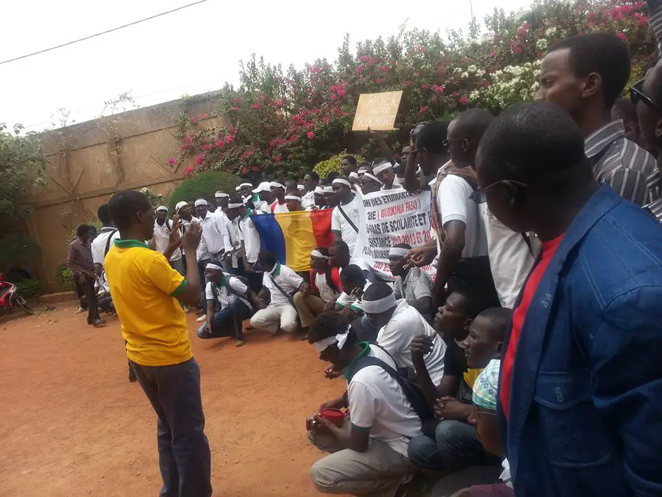 Burkina Faso : Imposante marche des étudiants tchadiens