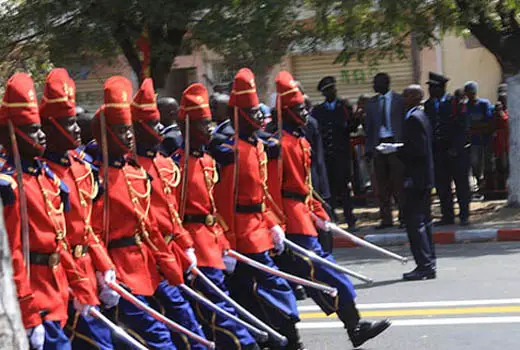 But du défilé militaire du 4 Avril au Sénégal : Montrer au citoyen son outil de défense et dissuader le voisin