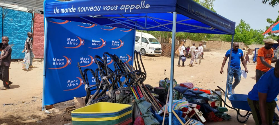 Tchad : Moov Africa offre un don de matériels d’assainissement à la commune de Koundoul Tchad : Moov Africa offre un don de matériels d’assainissement à la commune de Koundoul