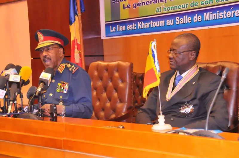 Le ministre soudanais de la défense soutien la coopération militaire entre le Tchad et son pays