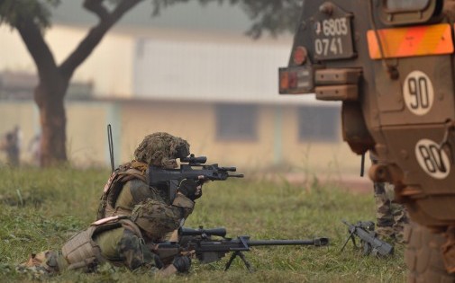 Des soldats français de l'opération Sangaris à Bangui le 25 décembre 2013 Crédit : AFP / MIGUEL MEDINA Des soldats français de l'opération Sangaris à Bangui le 25 décembre 2013 Crédit : AFP / MIGUEL MEDINA