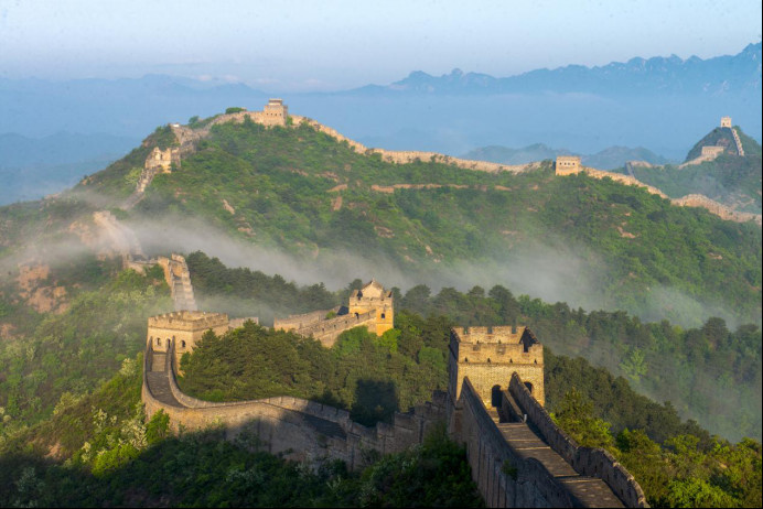 Photo taken on May 11, 2022 shows the Jinshanling Great Wall in Luanping county, north China's Hebei province. (Photo by Zhou Wanping/People's Daily Online)