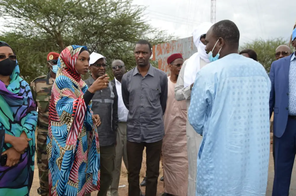 Tchad : la ministre des Transports à bord d’un bus pour une inspection de terrain