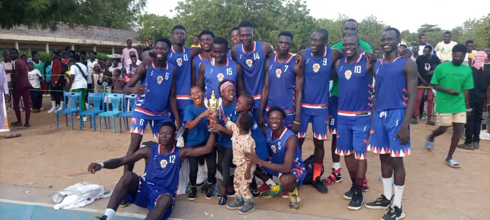 N'Djamena : l'équipe MAGIC remporte la coupe de la ligue de basketball