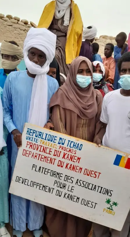 Tchad : au Kanem, la société civile encourage les villageois à scolariser les enfants