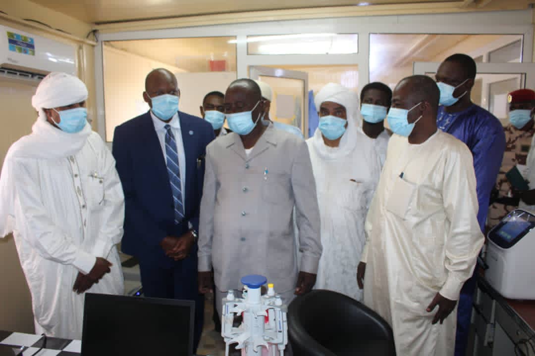 Tchad : l’OMS offre un laboratoire destiné au séquençage des génomes