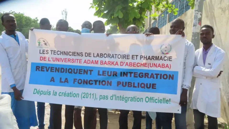 Tchad : les laborantins et pharmaciens formés à Abéché ne sont jamais intégrés "officiellement"