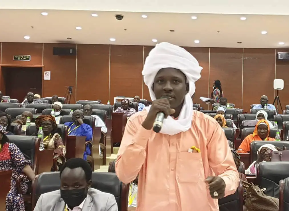 Dialogue au Tchad : des voix réclament la vérité sur le sort de Ibni Oumar et Adouma Hassaballah