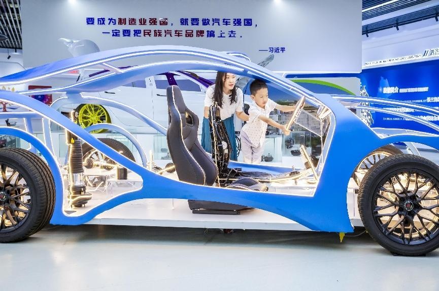 An exhibition hall of a mechanical parts industrial park in Sihong county, Suqian, east China's Jiangsu province opens to the public, Aug. 17, 2022. (Photo by Xu Rui/People's Daily Online)