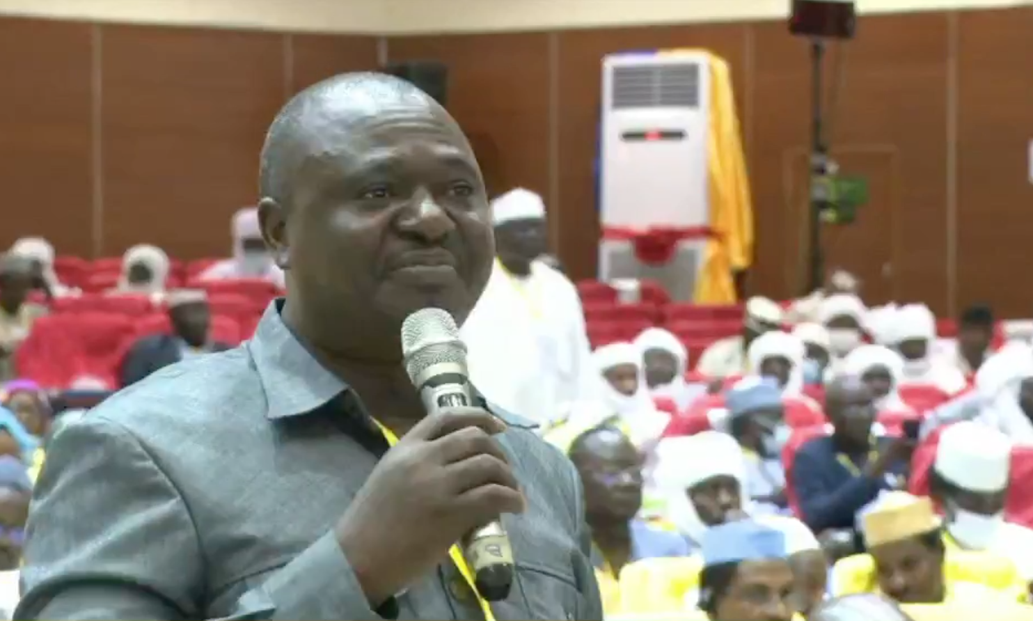 Tchad : François Djékombé appelle à restaurer le concours d’entrée en 6ème et le certificat d’études primaires Tchad : François Djékombé appelle à restaurer le concours d’entrée en 6ème et le certificat d’études primaires