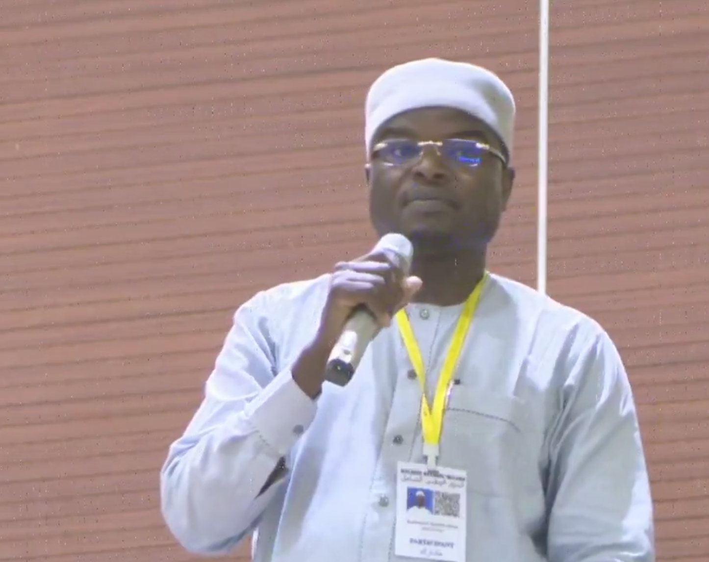 Tchad : "tous les ronds-points sont pris en otage par des enfants", Mahamat Makki Tchad : "tous les ronds-points sont pris en otage par des enfants", Mahamat Makki