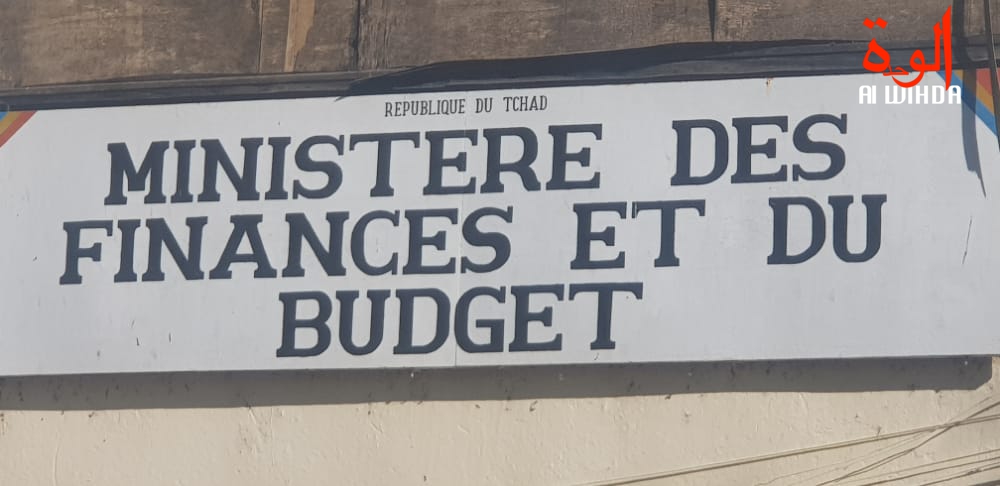 Tchad : le ministère des Finances annonce le paiement, pour apparement, d'arriérés de titres et salaires Tchad : le ministère des Finances annonce le paiement, pour apparement, d'arriérés de titres et salaires