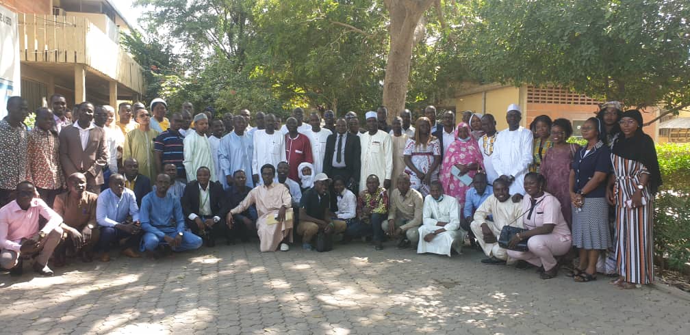 Tchad : les pharmaciens "confondus à des vendeurs de médicaments qui se promènent dans la rue" Tchad : les pharmaciens "confondus à des vendeurs de médicaments qui se promènent dans la rue"