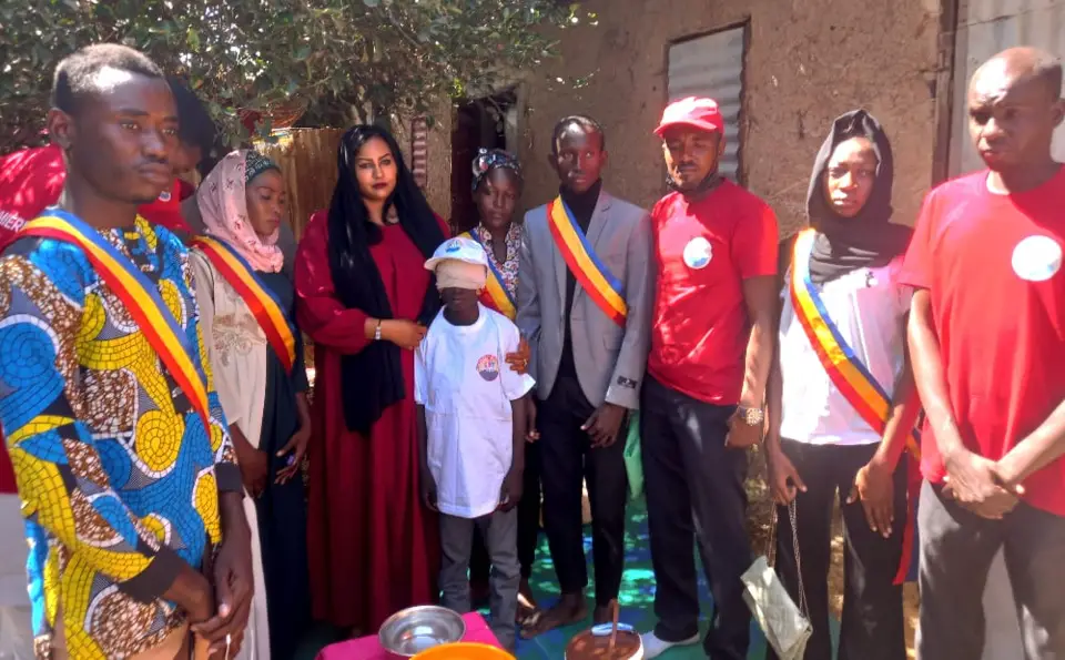 Tchad : le jeune Anicet reçoit un réconfort de la fondation lumière des enfants